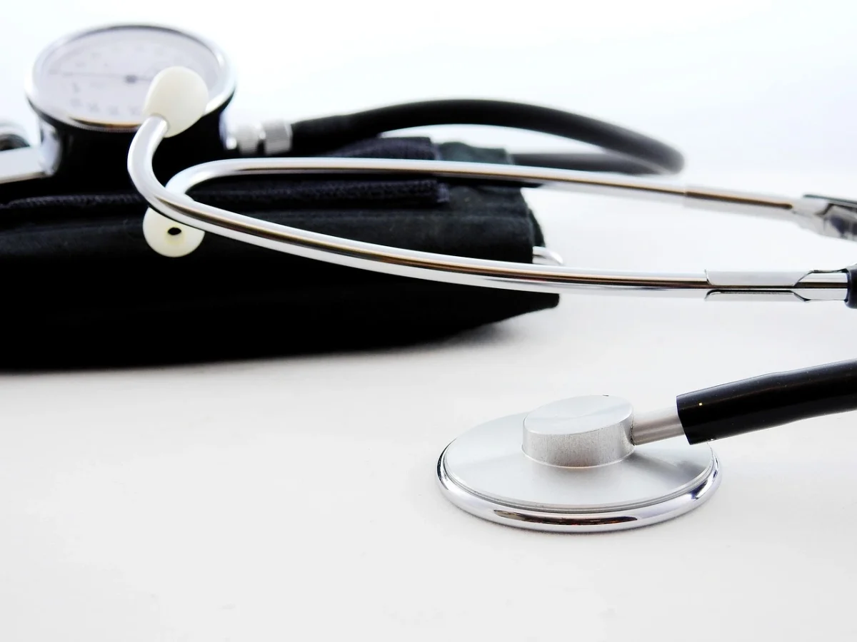 bru-no-blood-pressure-1584223_1280-1200x900.webp
